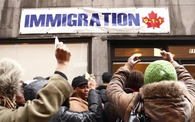 Canada : la résidence permanente aux demandeurs d'asile, mais à une condition 