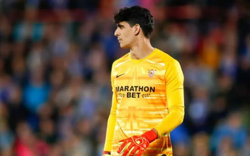 Yassine Bounou porté en triomphe par la presse espagnole