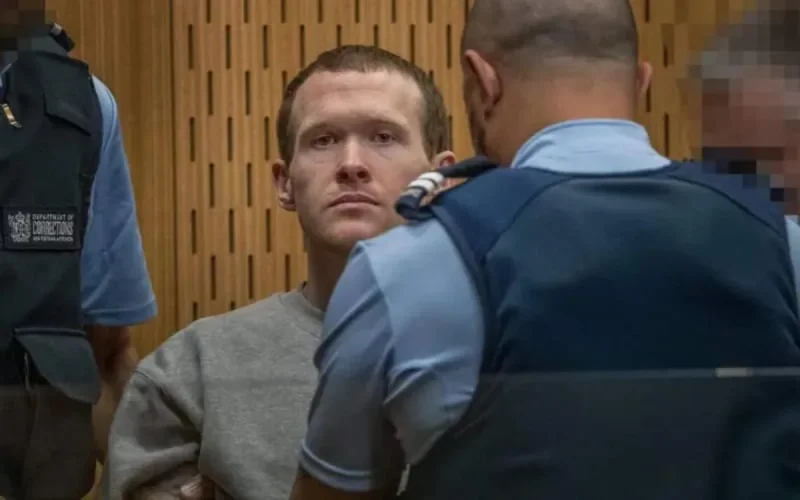 Procès du tueur des mosquées de Christchurch : l'accusé surprend le public