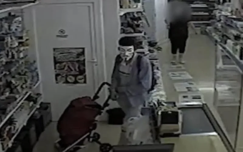 Barcelone : arrestation d'un Marocain ayant braqué un centre commercial avec un pistolet pour enfants (vidéo)