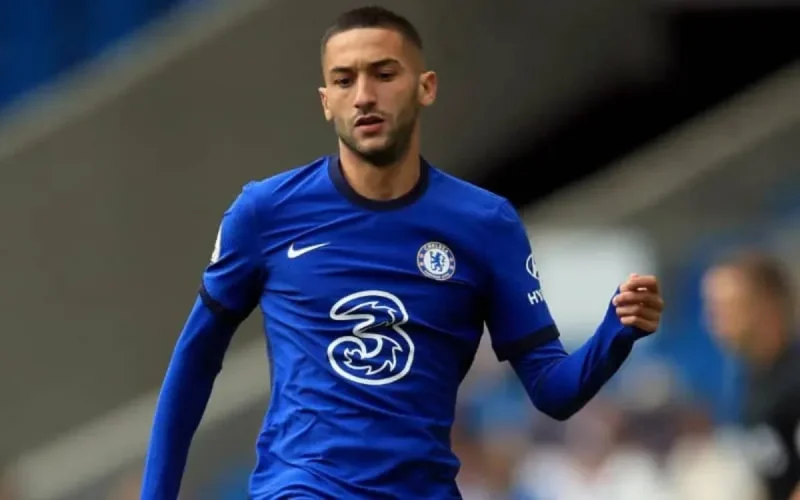 Blessé, Hakim Ziyech devra patienter sur le banc