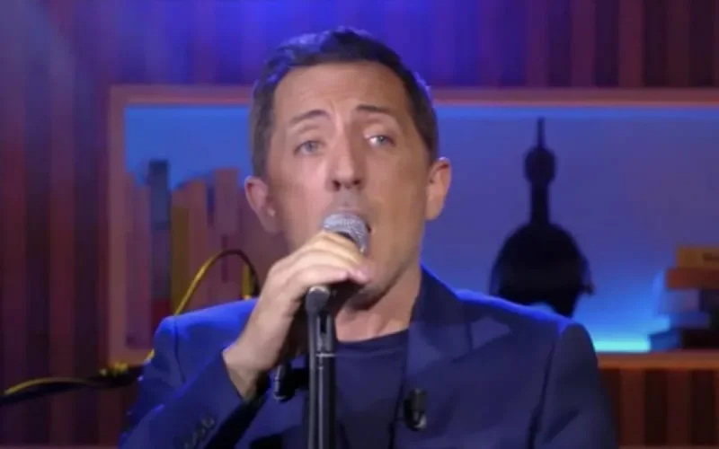 Après son passage sur "C à Vous" : pluie de critiques sur Gad Elmaleh