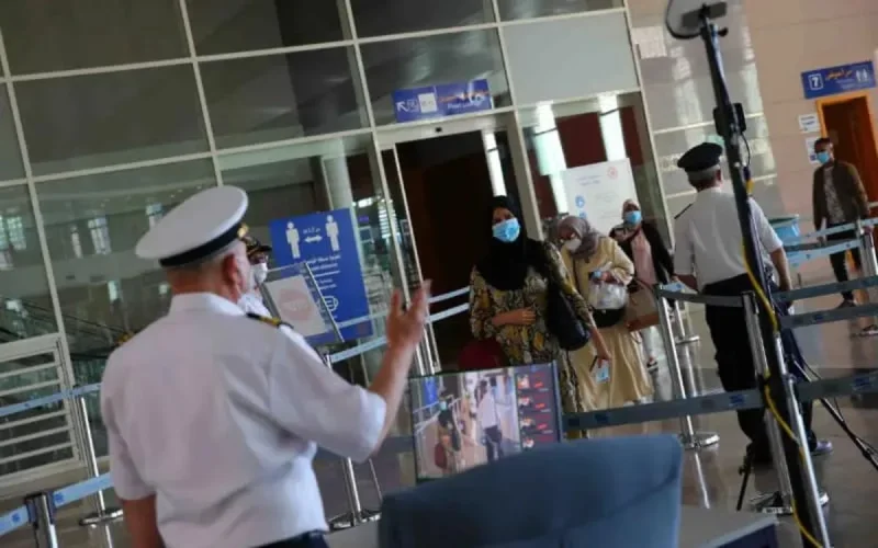 Le Maroc ouvre ses frontières aux délégations étrangères mais…