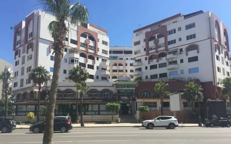 Elle fait une chute mortelle en prenant un selfie