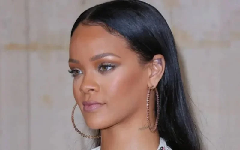 Rihanna sous les feux de critiques pour avoir utilisé un hadith dans un remix