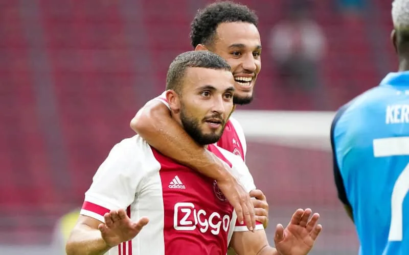 L'Ajax Amsterdam refuse de libérer Mazraoui et Labyad