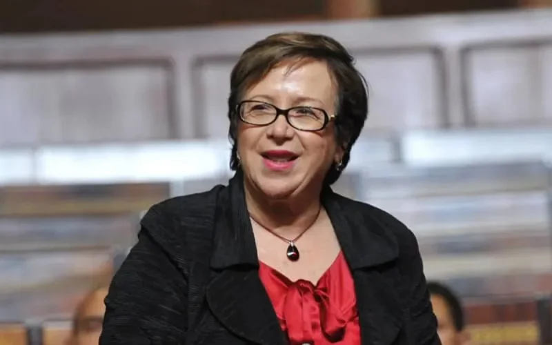 "Est pédophile celui qui impose le voile à une enfant", dixit une ancienne ministre marocaine