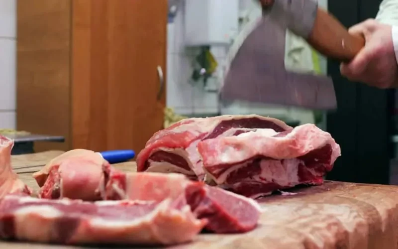 Près d'une tonne de viande avariée saisie à Tanger