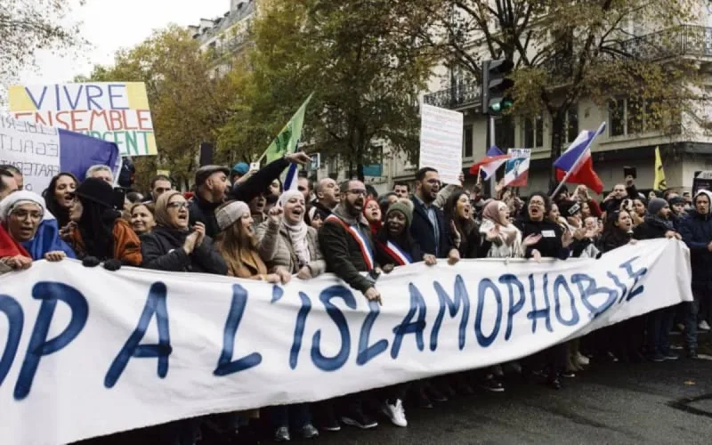 La dissolution du Collectif contre l'islamophobie en France désormais actée