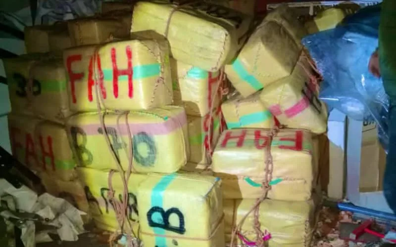 Kénitra : un camion chargé de drogue et de tabac intercepté par la Douane