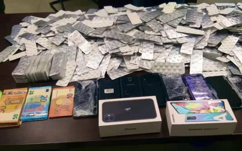 Des psychotropes, de l'argent et des téléphones saisis à Tanger-Med