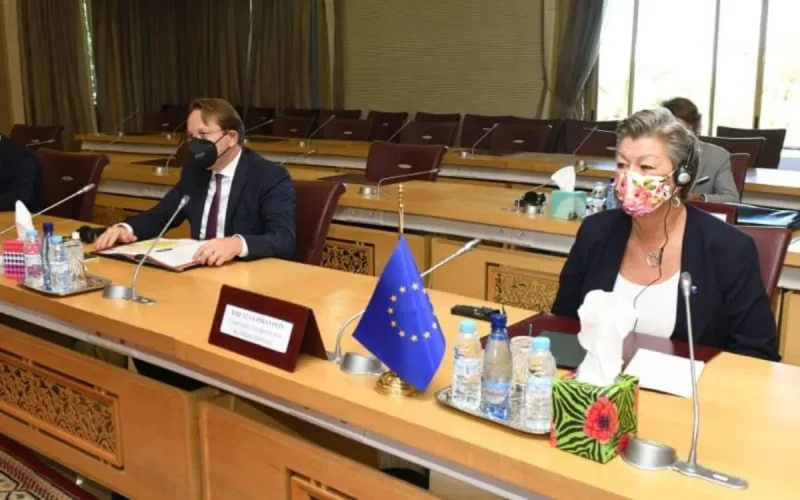 Deux commissaires de l'UE en visite de travail au Maroc
