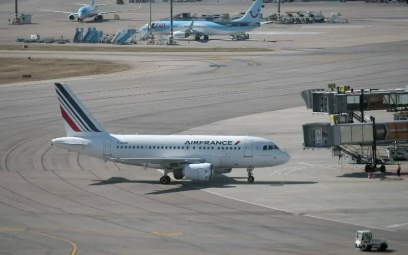 L'aéroport de Lyon Saint-Exupéry propose plusieurs vols à destination du Maroc