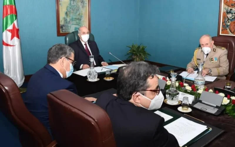 Le Maroc au cœur d'une réunion de crise en Algérie