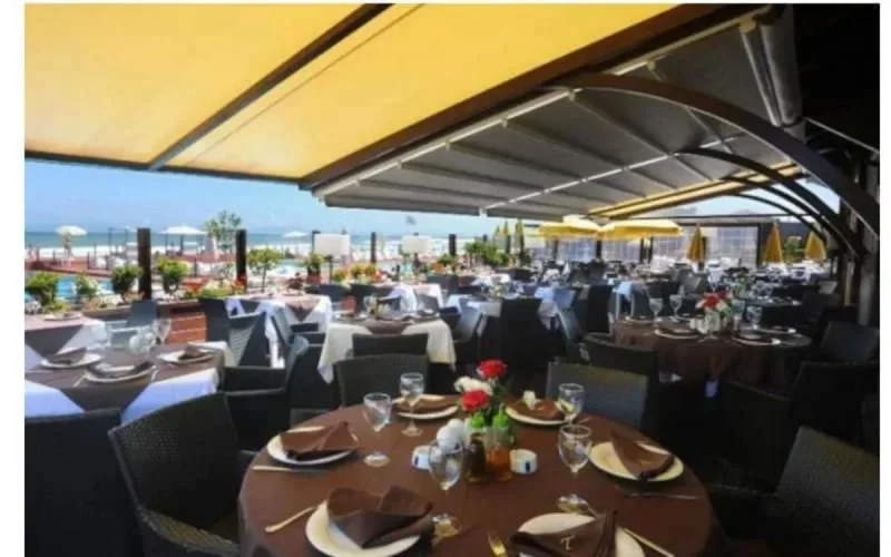 Maroc : un contrat-programme pour sécuriser l'emploi dans la restauration