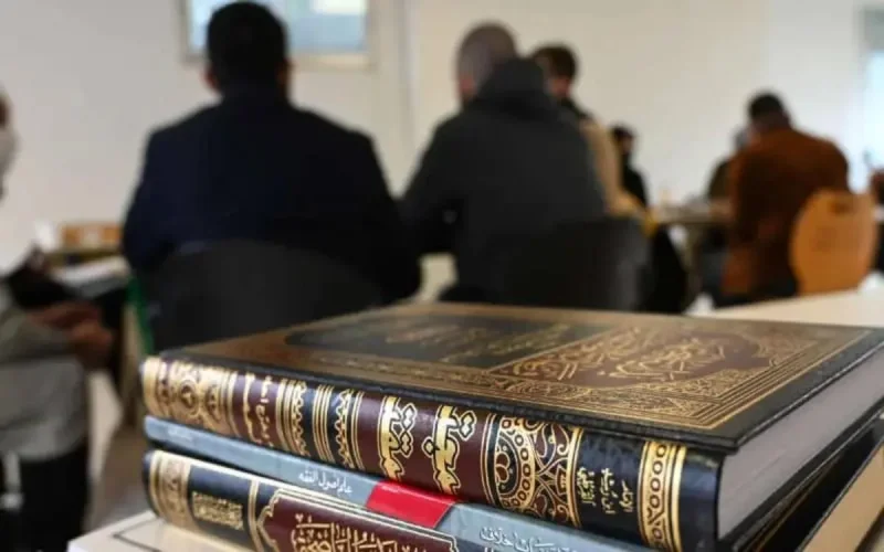 Des associations vent debout contre le projet « réconfortant les principes républicains »