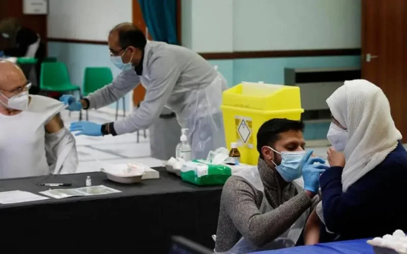 Grande-Bretagne : les mosquées sensibilisent les musulmans au vaccin anti-Covid-19