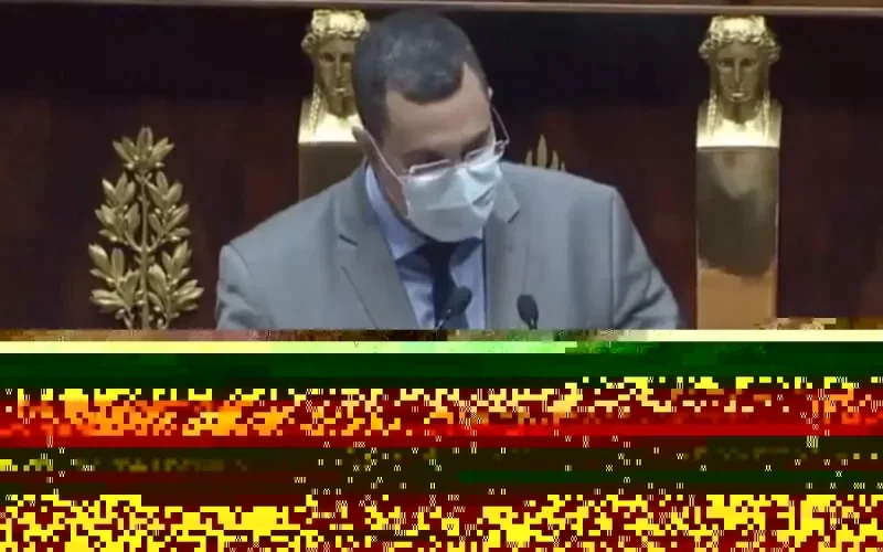 Le bel hommage de M'Jid El Guerrab à Mohamed Rouicha (Vidéo)