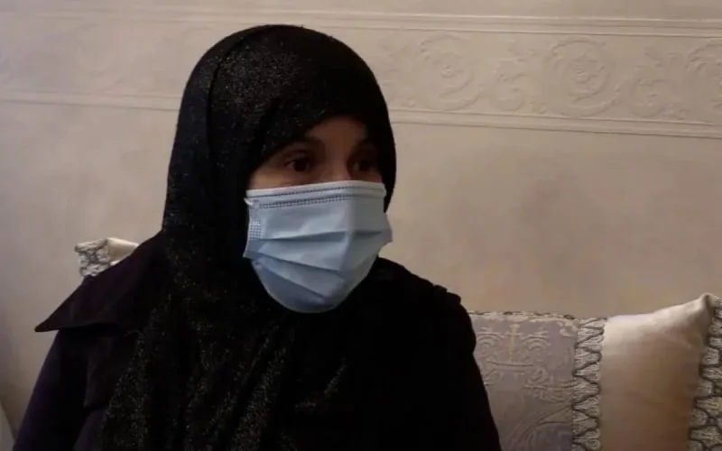 Malika, la Marocaine rassurée d'être bloquée à Ceuta