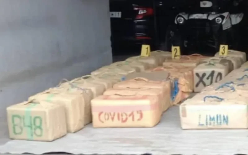 Plus de 7 tonnes de drogue saisies sur un bateau de pêche au large de Mahdia