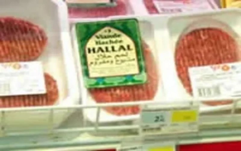 A Evry, le maire contre le Franprix halal