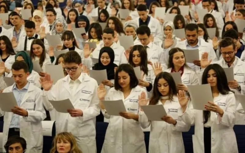 Le Maroc augmente les indemnités des étudiants en médecine