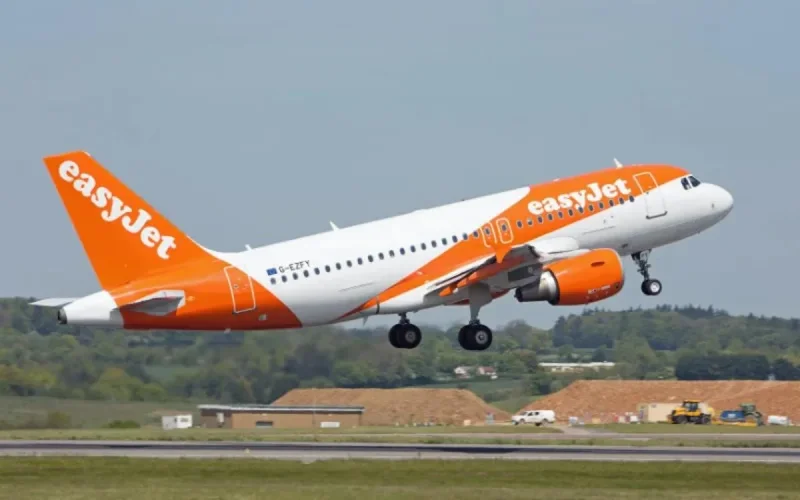 Cris de serpents en plein vol vers Marrakech : un EasyJet dérouté d'urgence