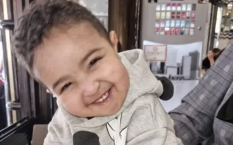 Malaga : SOS pour aider Ayoub et sa mère à rentrer au Maroc