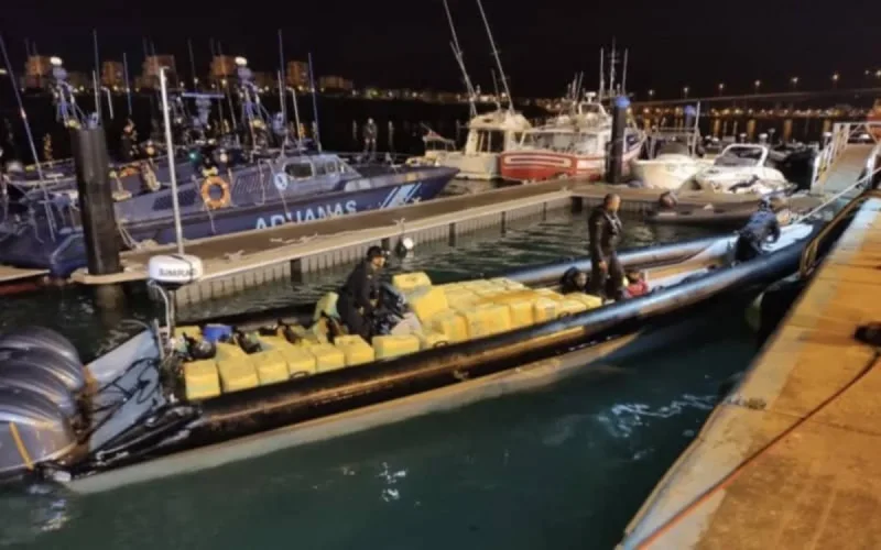 Espagne : 3 Marocains arrêtés avec plus de 4 700 kilos de haschisch