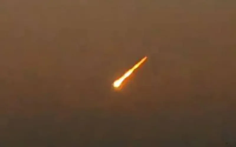 Une boule de feu vue dans le ciel marocain (vidéo)