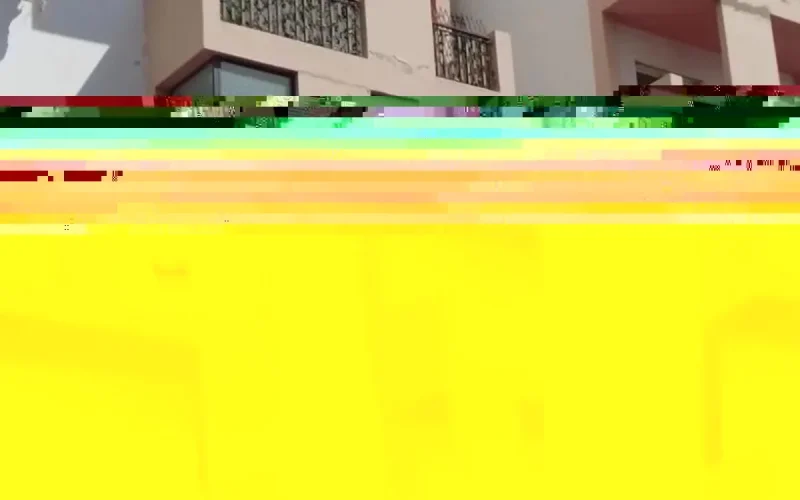 Près de Casablanca, des bâtiments menacent de s'effondrer