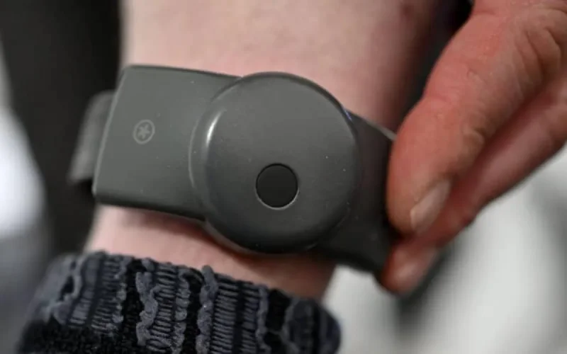 Maroc : bientôt le bracelet électronique comme alternative à la prison ?