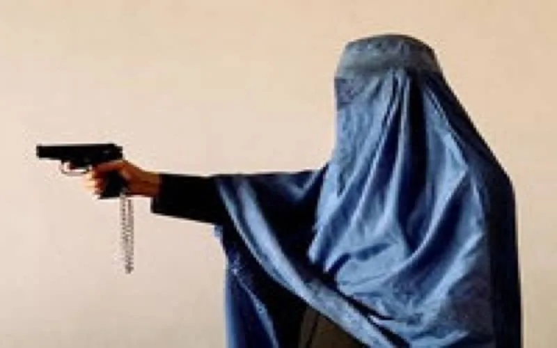 Berrechid : un braqueur de banque habillé en burqa