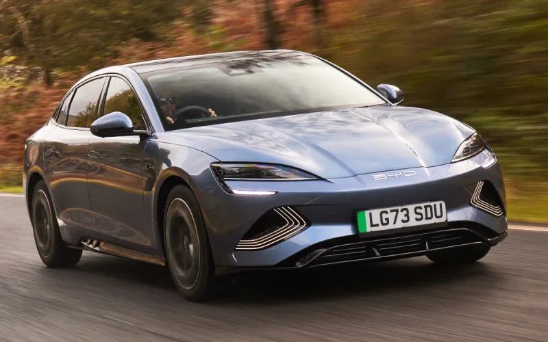 Tesla, BYD, Neo : comment la production locale et les usines de batteries boostent l'électrique au Maroc