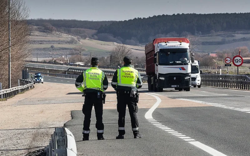 Un poids lourd volé au Maroc piégé sur une route espagnole, quatre arrestations