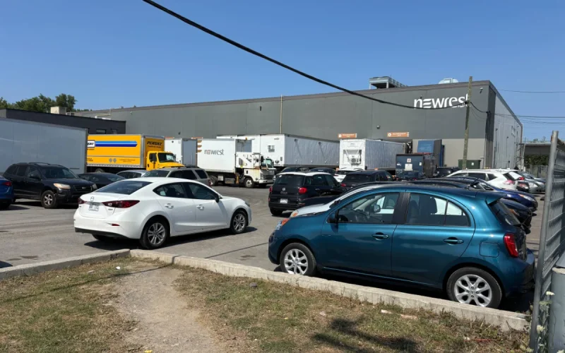 Le combat d'un Marocain licencié au Canada pour éviter l'expulsion