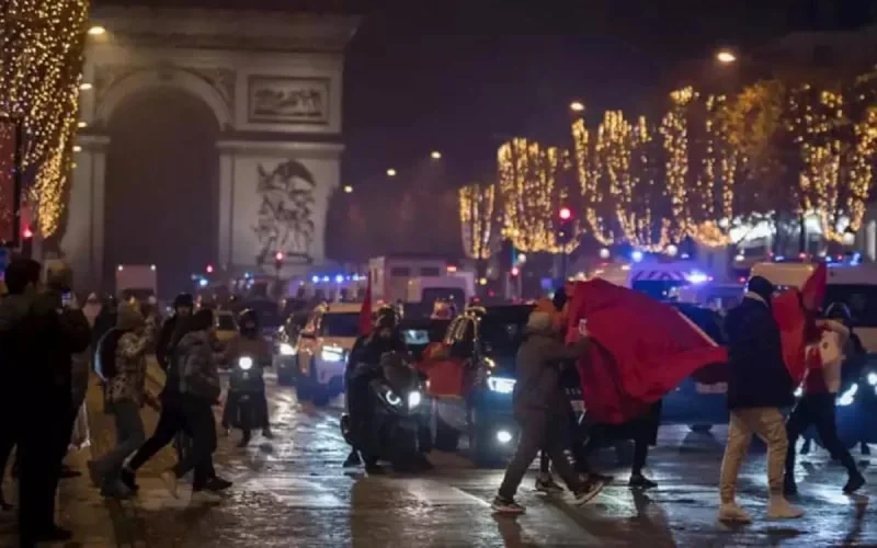 Match Maroc-France : difficile pour les binationaux de faire un choix