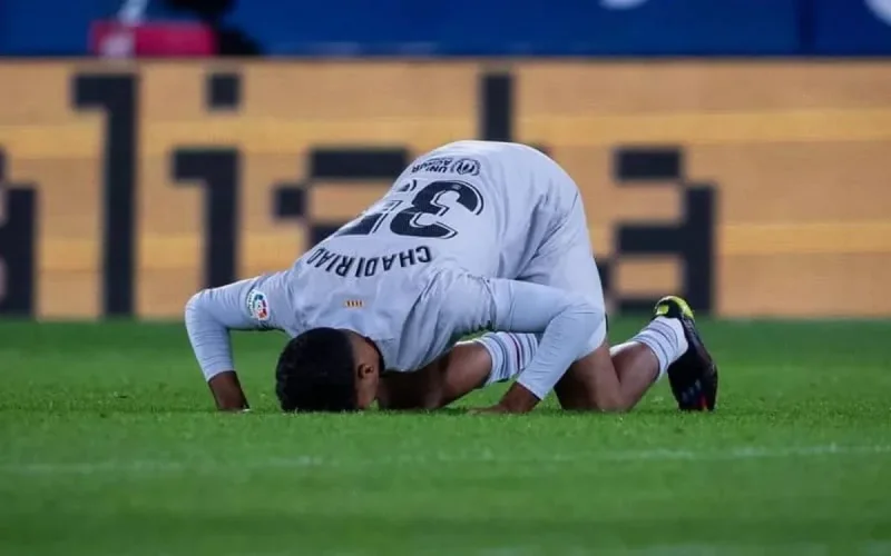 Chadi Riad fait ses débuts en match officiel avec le FC Barcelone