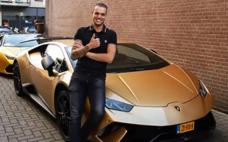 Roulant 250 km/h, un influenceur marocain arrêté, sa lamborghini saisie