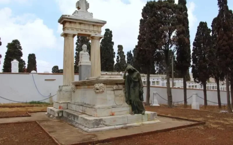 Des restes d'Espagnols enterrés au Maroc, transférés à Melilla