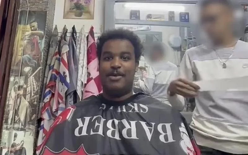 Londres : Il prend l'avion pour le Maroc pour une coupe de cheveux, cela lui coûte moins cher