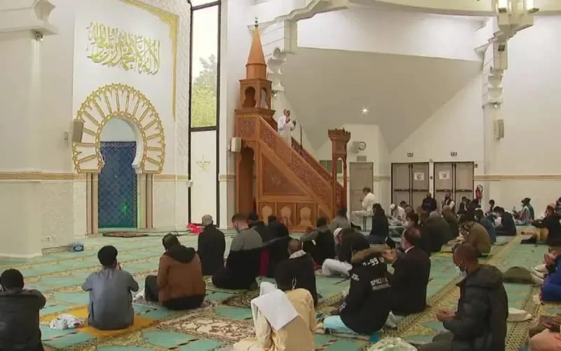 Le CFCM réagit à la fermeture des comptes bancaires des mosquées