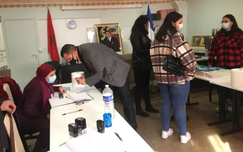 Bordeaux : un consulat mobile pour les MRE d'Agen