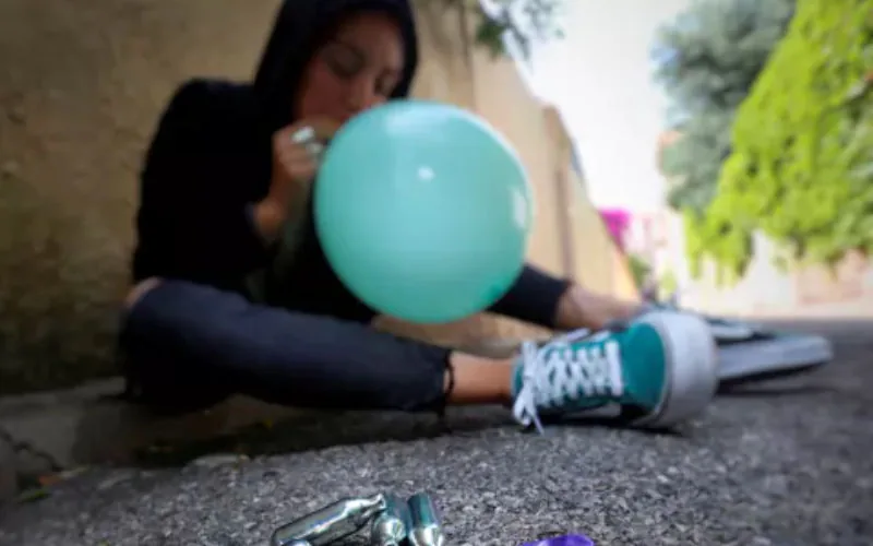 Une adolescente tuée par du gaz hilarant à Casablanca