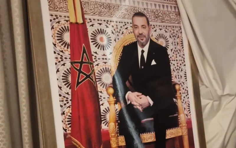Au Maroc, le portrait du roi Mohammed VI gêne la délégation algérienne