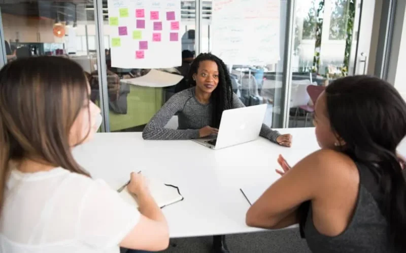 Bruxelles veut lutter contre les discriminations à l'embauche