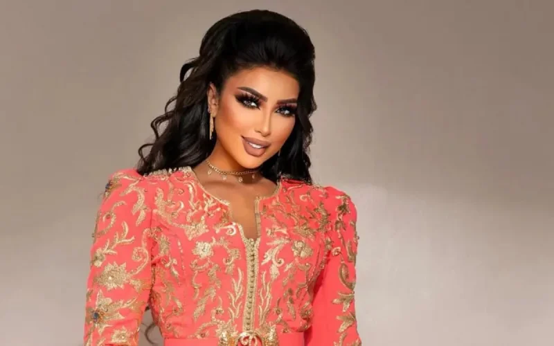 Quelques semaines après la prison, Dounia Batma relance sa carrière