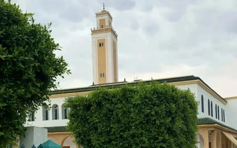 Maroc : un imam sanctionné pour avoir fait campagne dans une mosquée