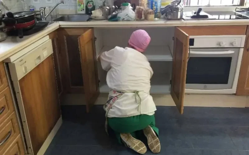 Sebta baisse discrètement le salaire des frontaliers marocains