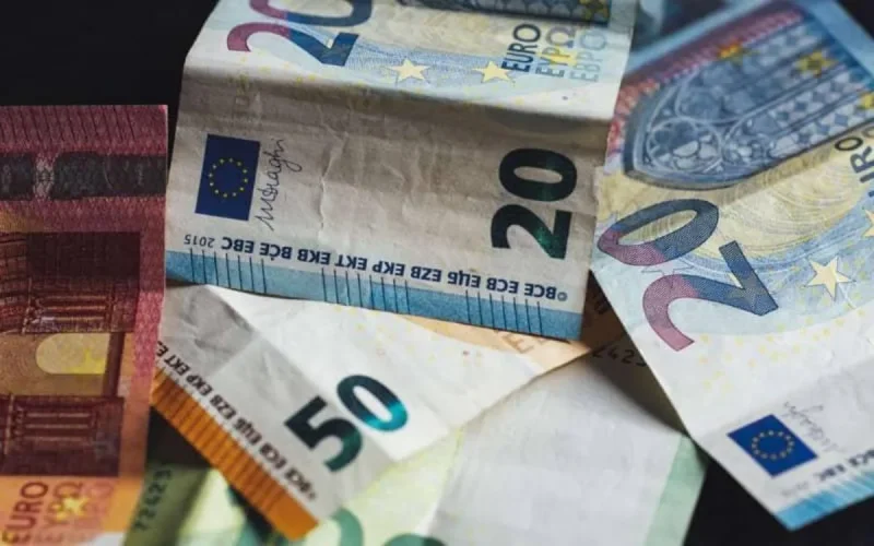 Les transferts des MRE dépassent 93 MMDH en 2021